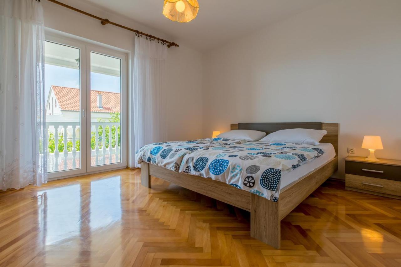 Apartamento Amila Crikvenica Exterior foto