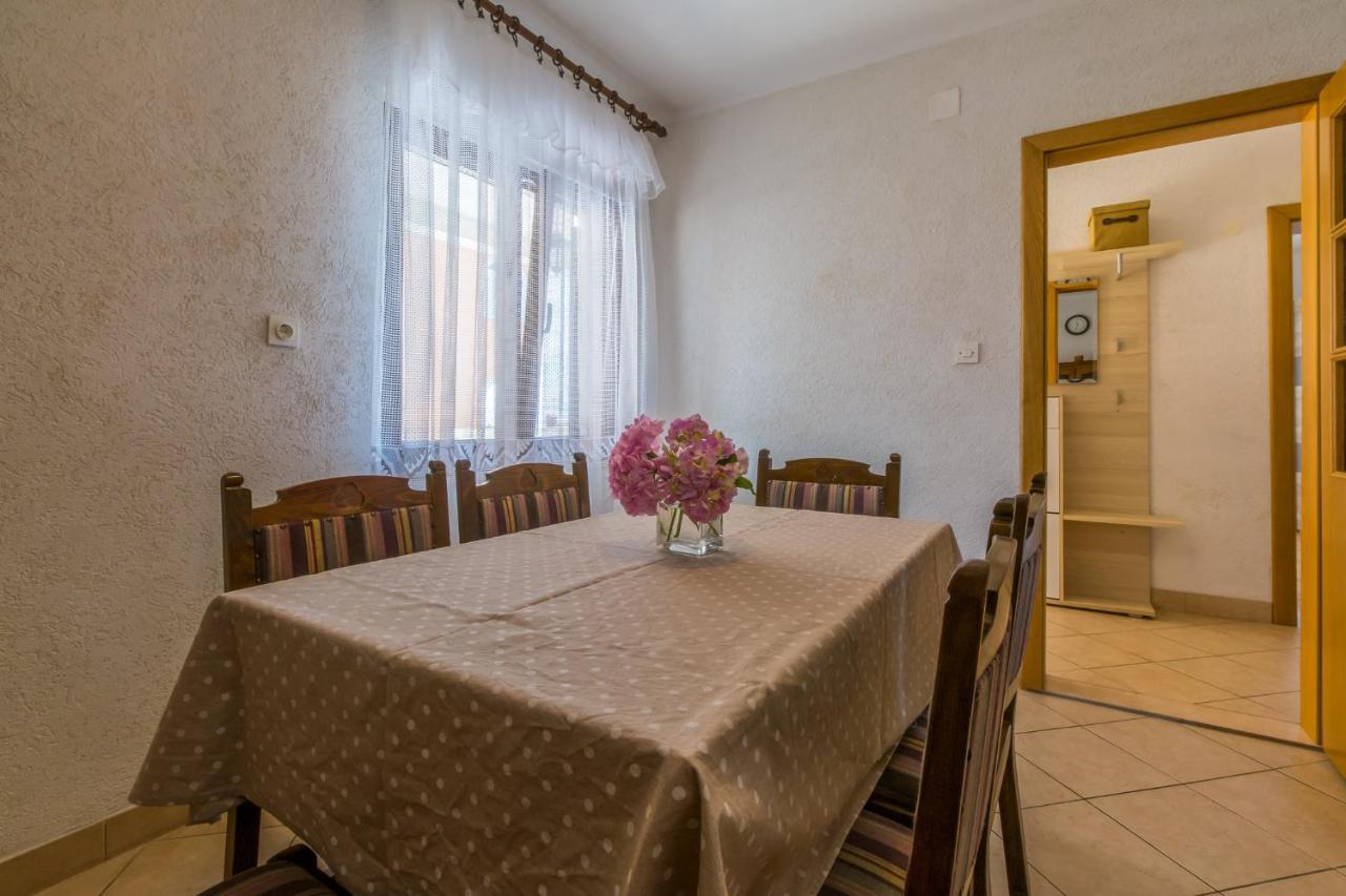 Apartamento Amila Crikvenica Exterior foto