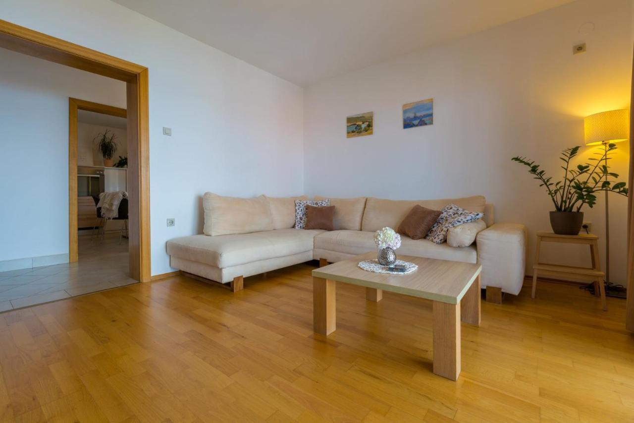 Apartamento Amila Crikvenica Exterior foto